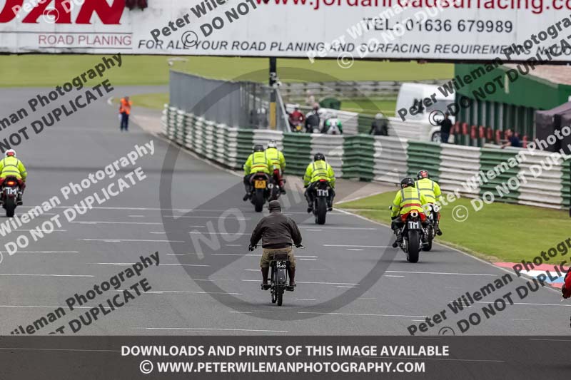Vintage motorcycle club;eventdigitalimages;mallory park;mallory park trackday photographs;no limits trackdays;peter wileman photography;trackday digital images;trackday photos;vmcc festival 1000 bikes photographs
